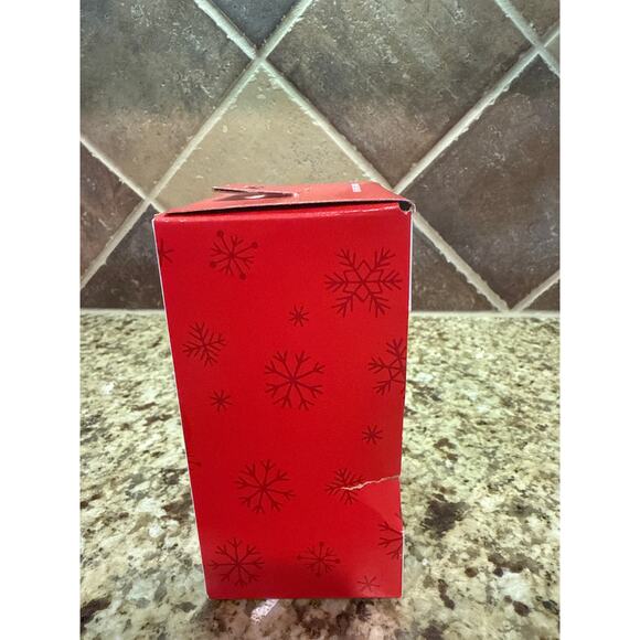 New Hallmark Disney Hocus Pocus Winifred Sanderson Christmas Halloween Ornament - Picture 4 of 6